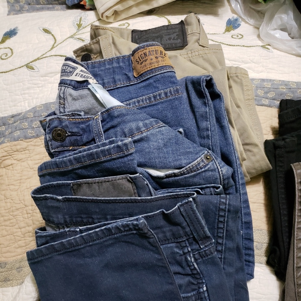 Lot of Levi jeans